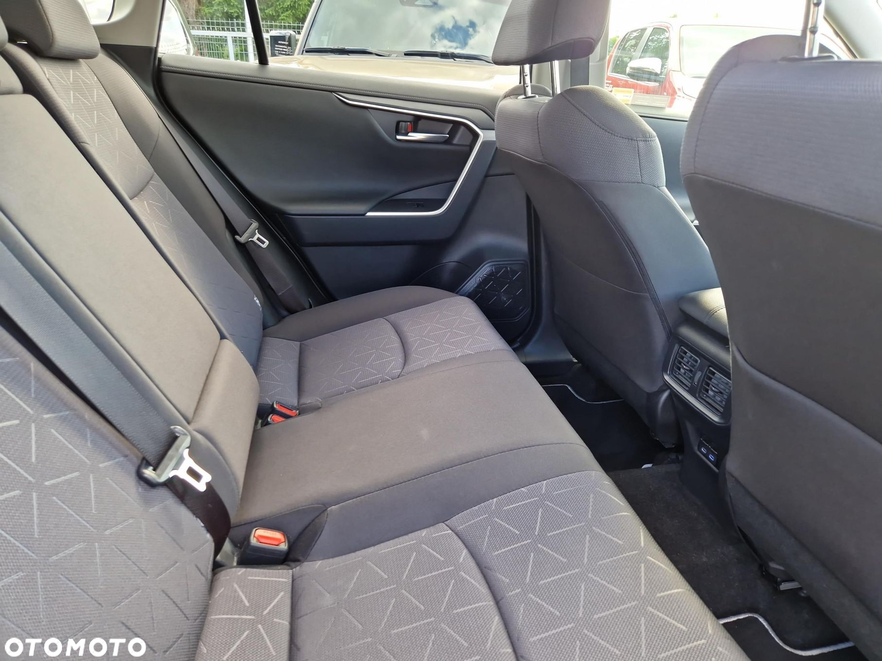 Toyota RAV4 2.5 Hybrid Comfort 4x2 - 10