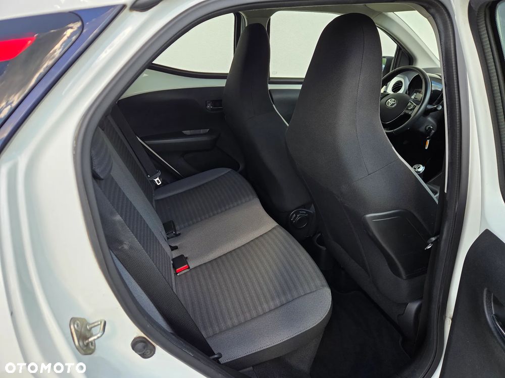 Toyota Aygo - 13