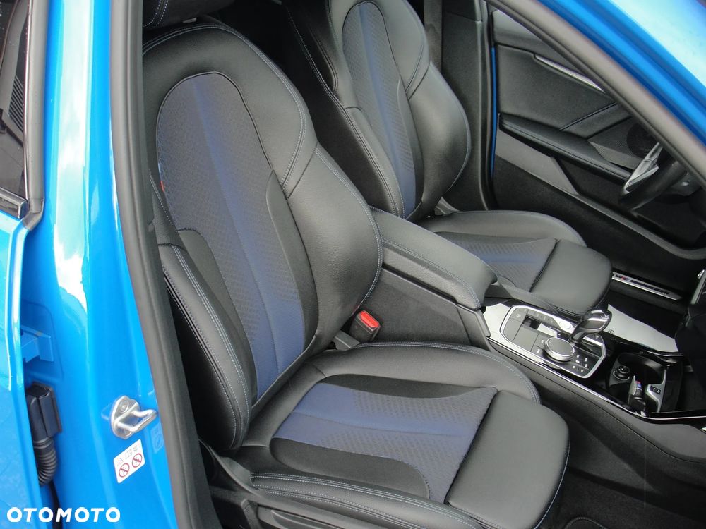 BMW Seria 1 120i M Sport - 9