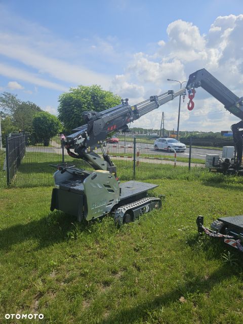 Befard miniżuraw gąsienicowy XM800 i XM1200 do 10,2m pick and carry - 16