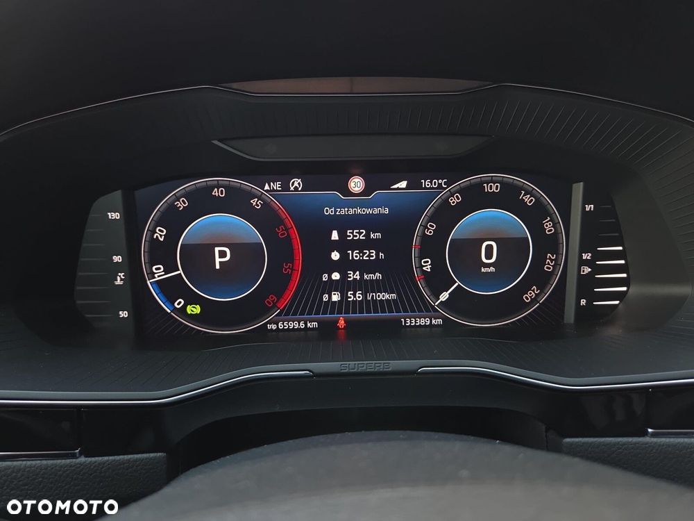 Skoda Superb 2.0 TDI L&K DSG7 - 19