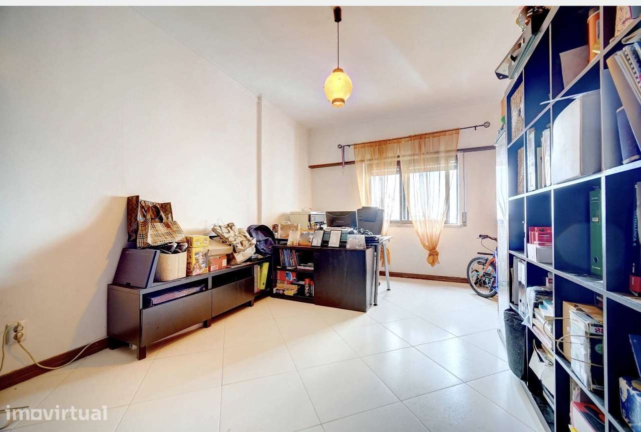 Apartamento T4 com 4 casas de banho em Sintra - Grande imagem: 4/9
