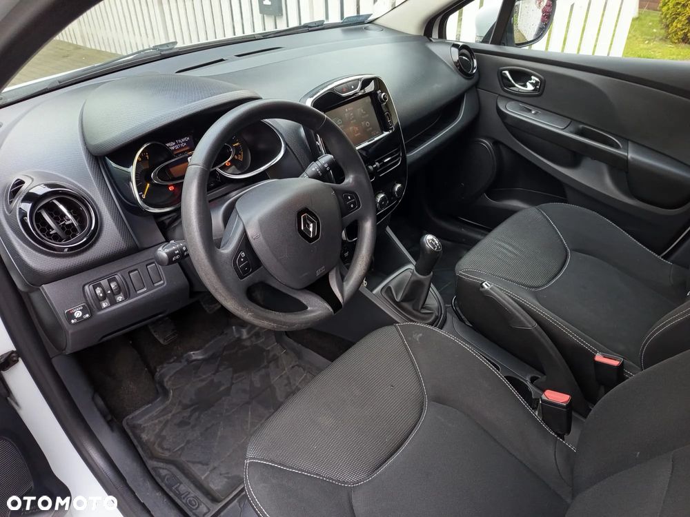 Renault Clio 1.2 16V Dynamique - 12
