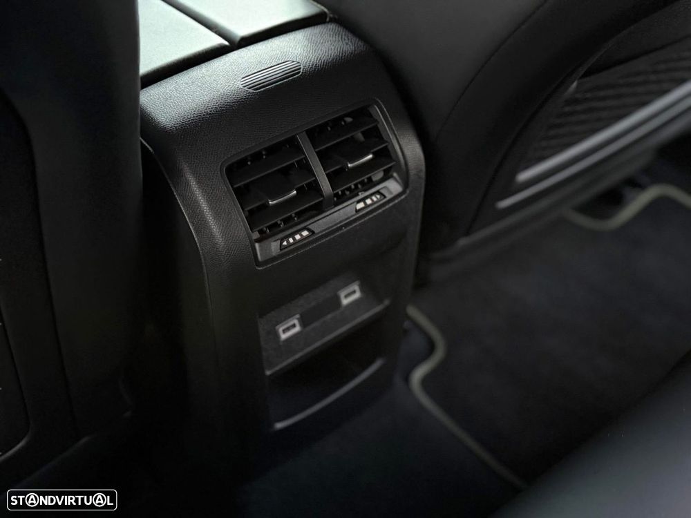 Peugeot 308 SW 1.2 PureTech GT EAT8 - 19