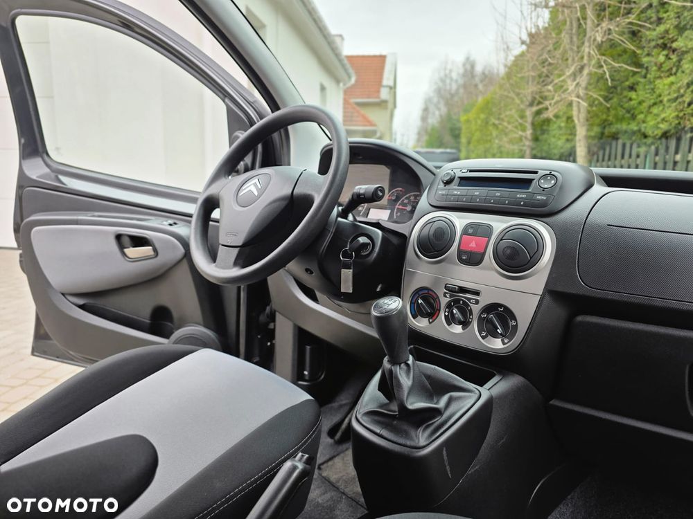 Citroën Nemo Multispace HDi 75 Attraction - 32