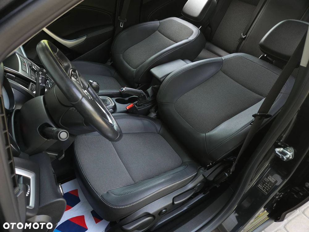 Opel Astra 1.6 Sports Tourer Selection - 32