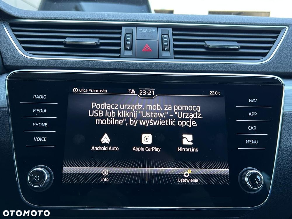 Skoda Superb 2.0 TSI Ambition DSG - 32