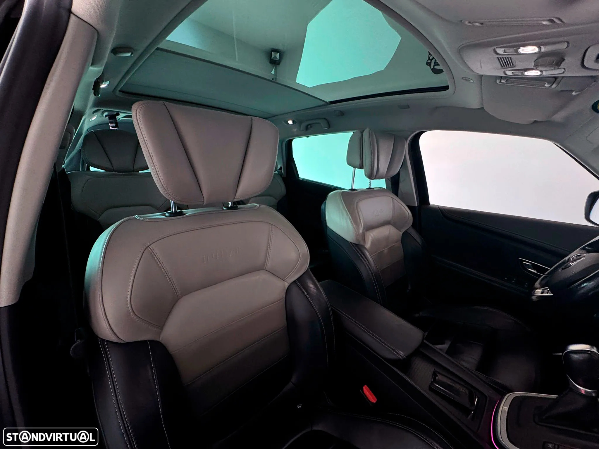 Renault Grand Scénic ENERGY dCi 160 EDC INITIALE PARIS - 8