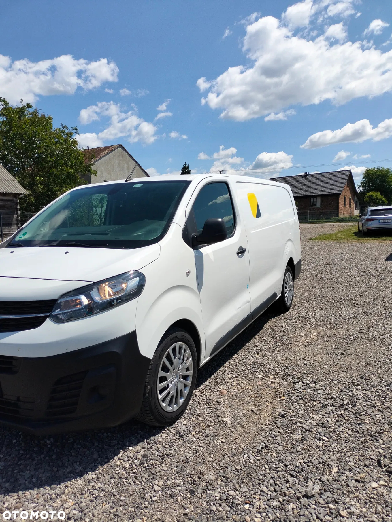 Opel Vivaro - 10