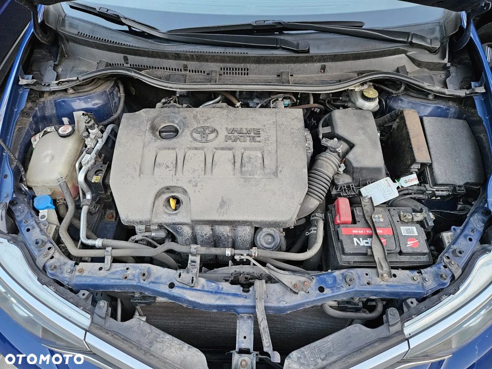 Toyota Auris - 12