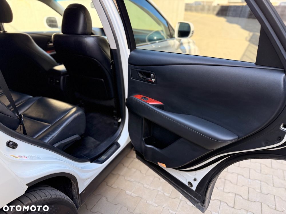 Lexus RX - 23