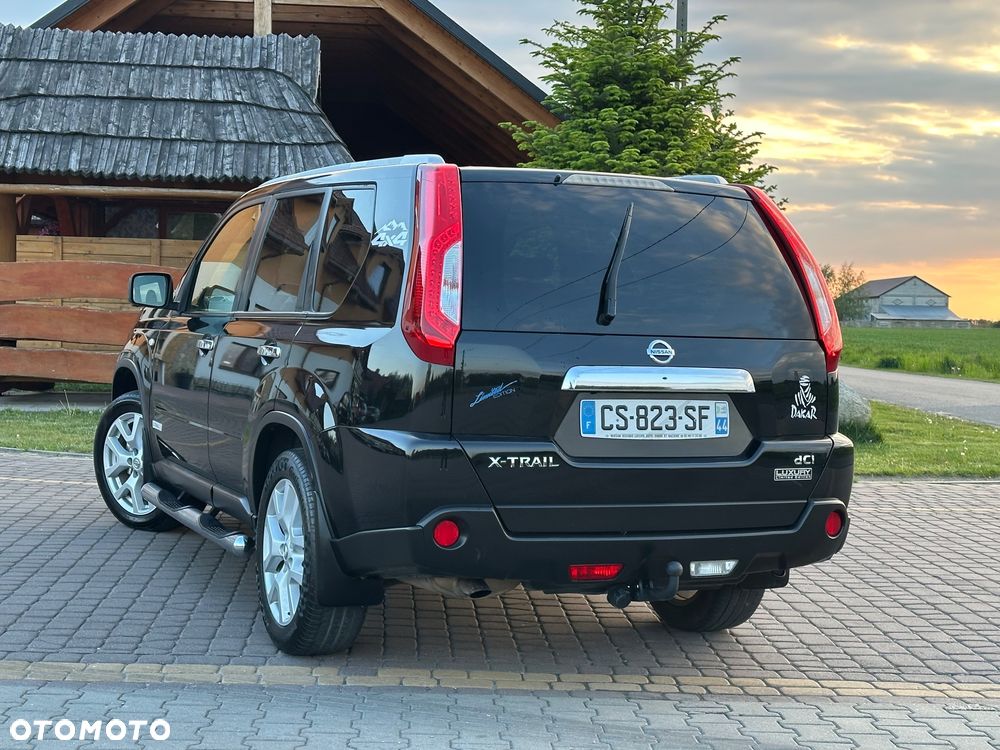Nissan X-Trail 2.0 dCi 4x4 DPF Platinum - 17