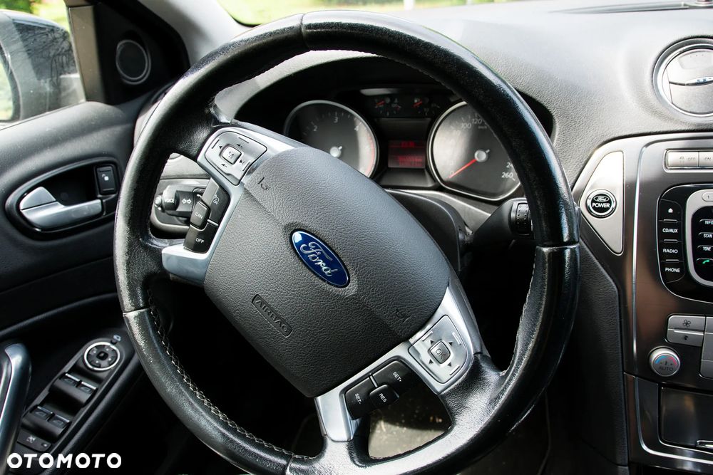 Ford Mondeo 2.0 TDCi Ambiente - 12