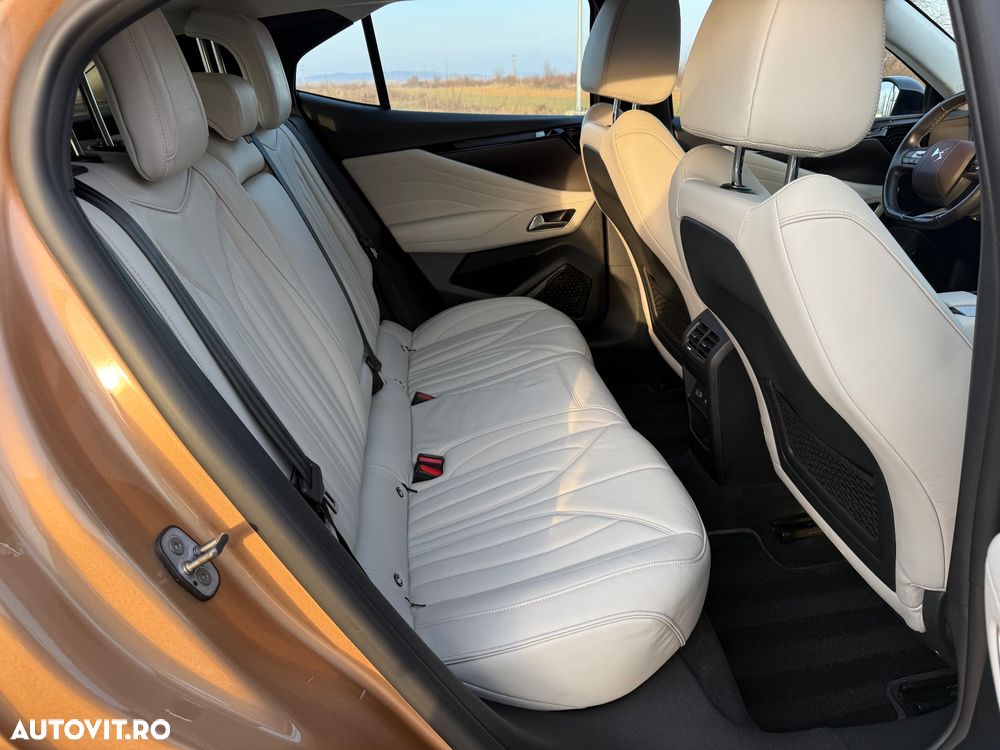 DS Automobiles DS 4 1.2 PureTech 130 S&S EAT8 PERFORMANCE LINE - 23