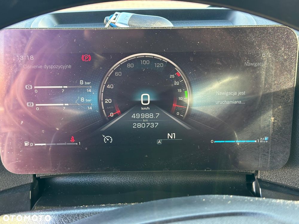 Mercedes-Benz 1848 MP5 - 8