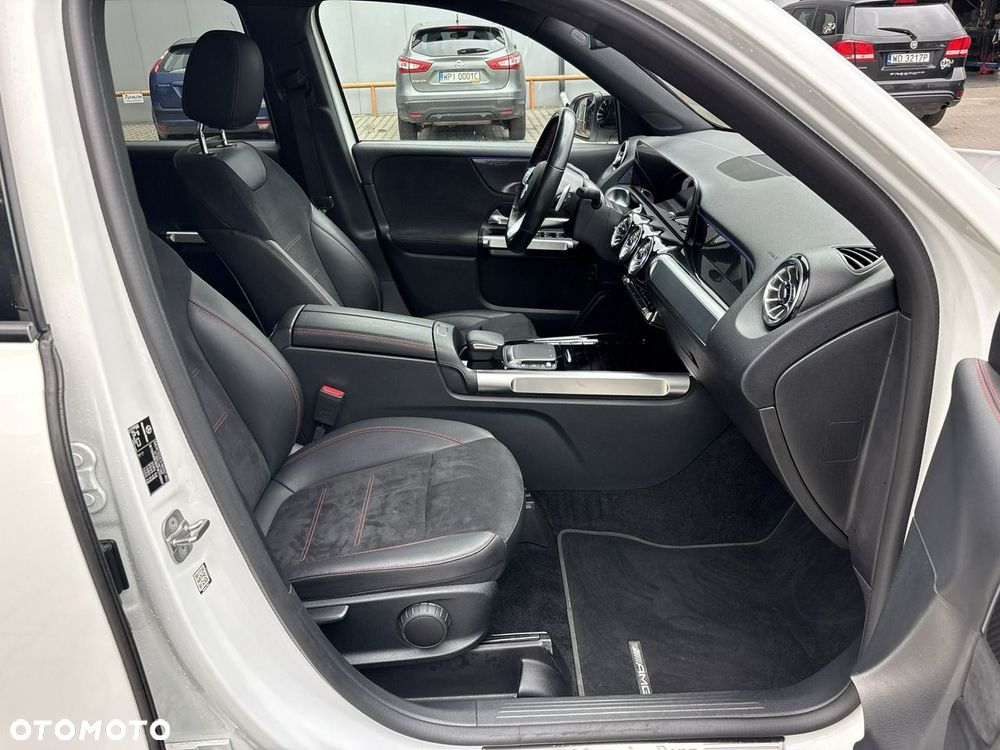 Mercedes-Benz GLB 200 7G-DCT - 15