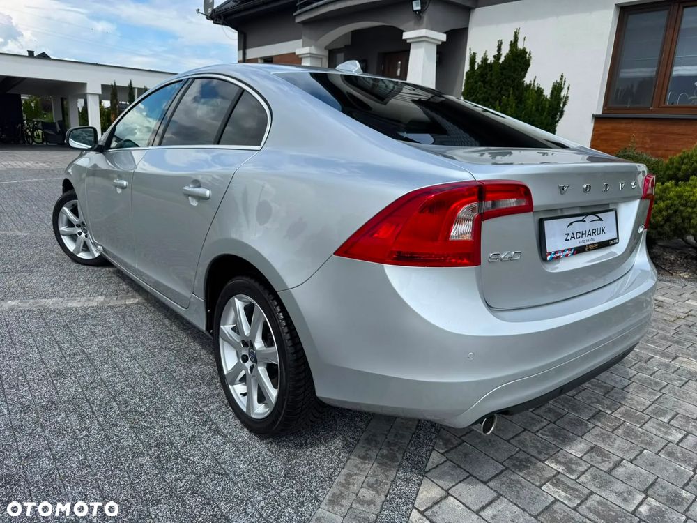 Volvo S60 D2 Momentum - 16