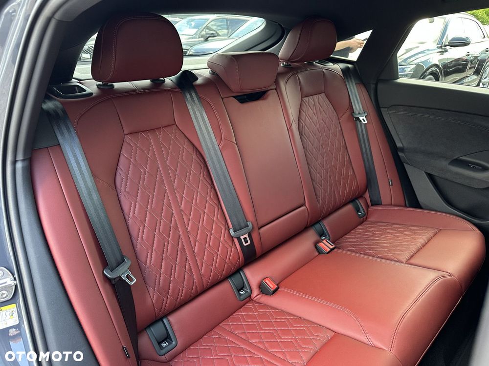 Audi SQ6 Sportback e-tron - 22