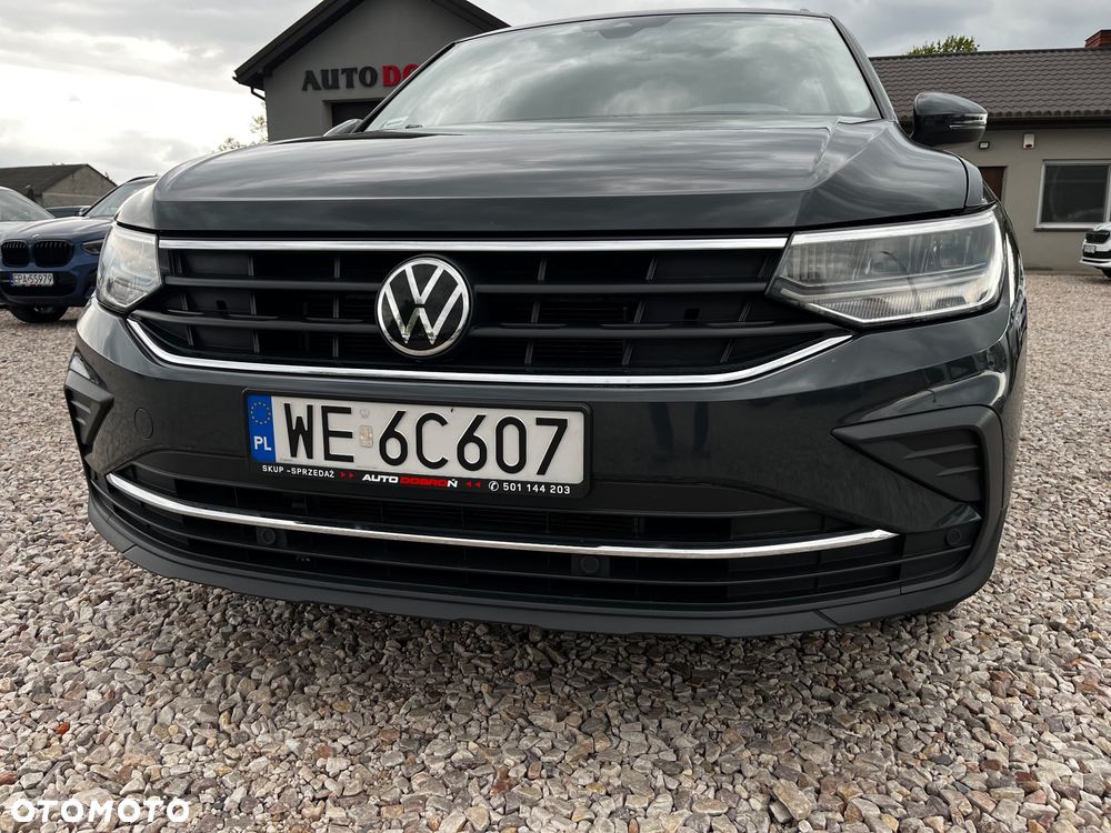 Volkswagen Tiguan - 16