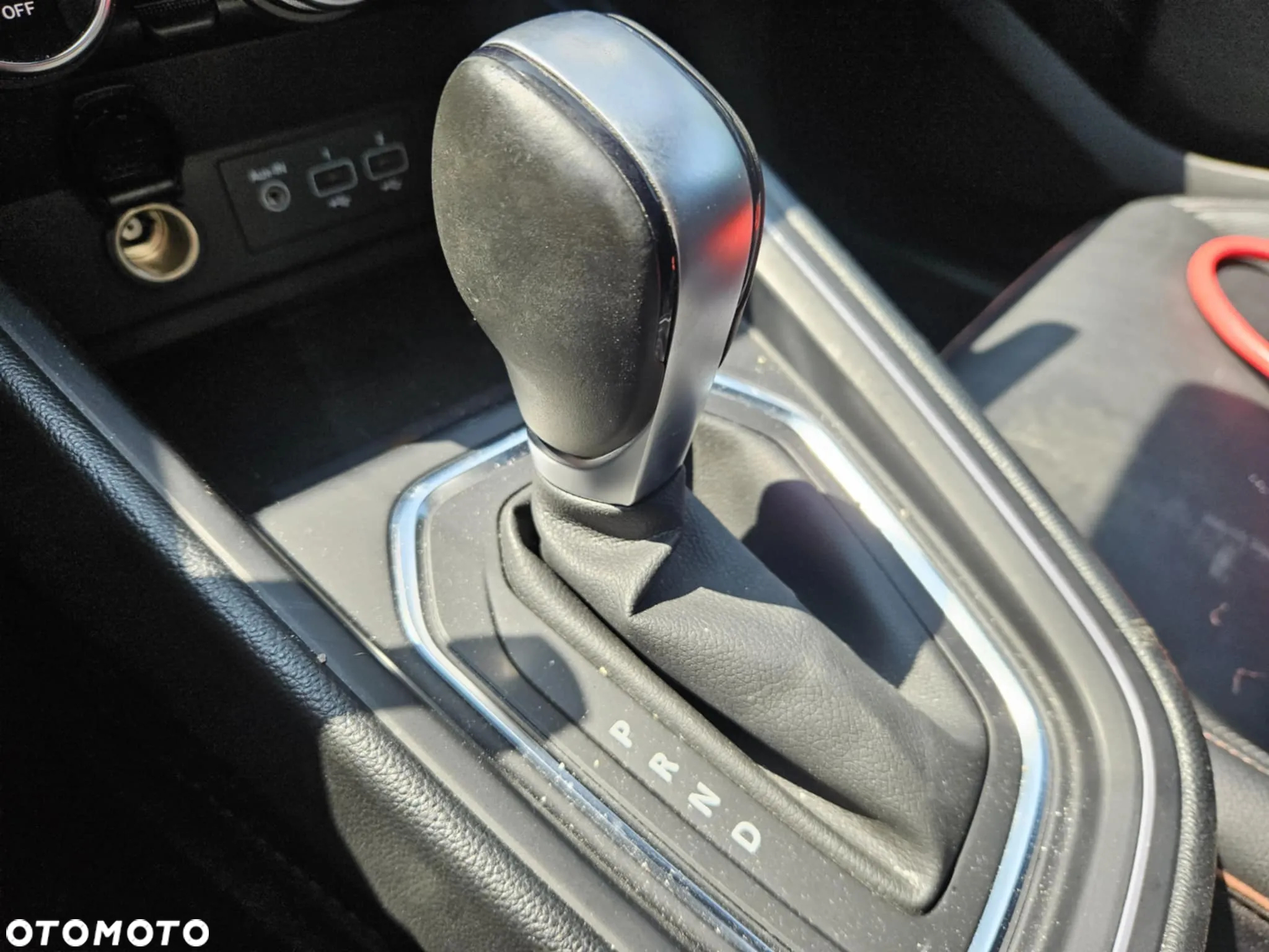 Renault Clio TCe 130 EDC GPF EDITION ONE - 28