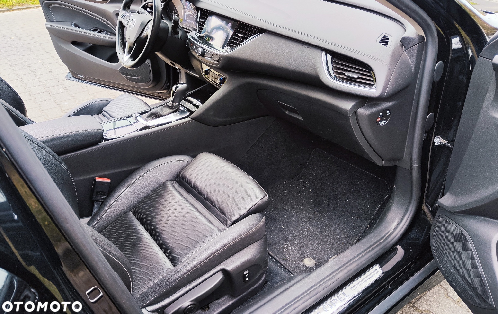 Opel Insignia Sports Tourer 1.6 Diesel Innovation - 26