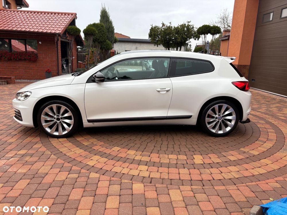 Volkswagen Scirocco 2.0 TDI (Blue Motion Technologie) - 5