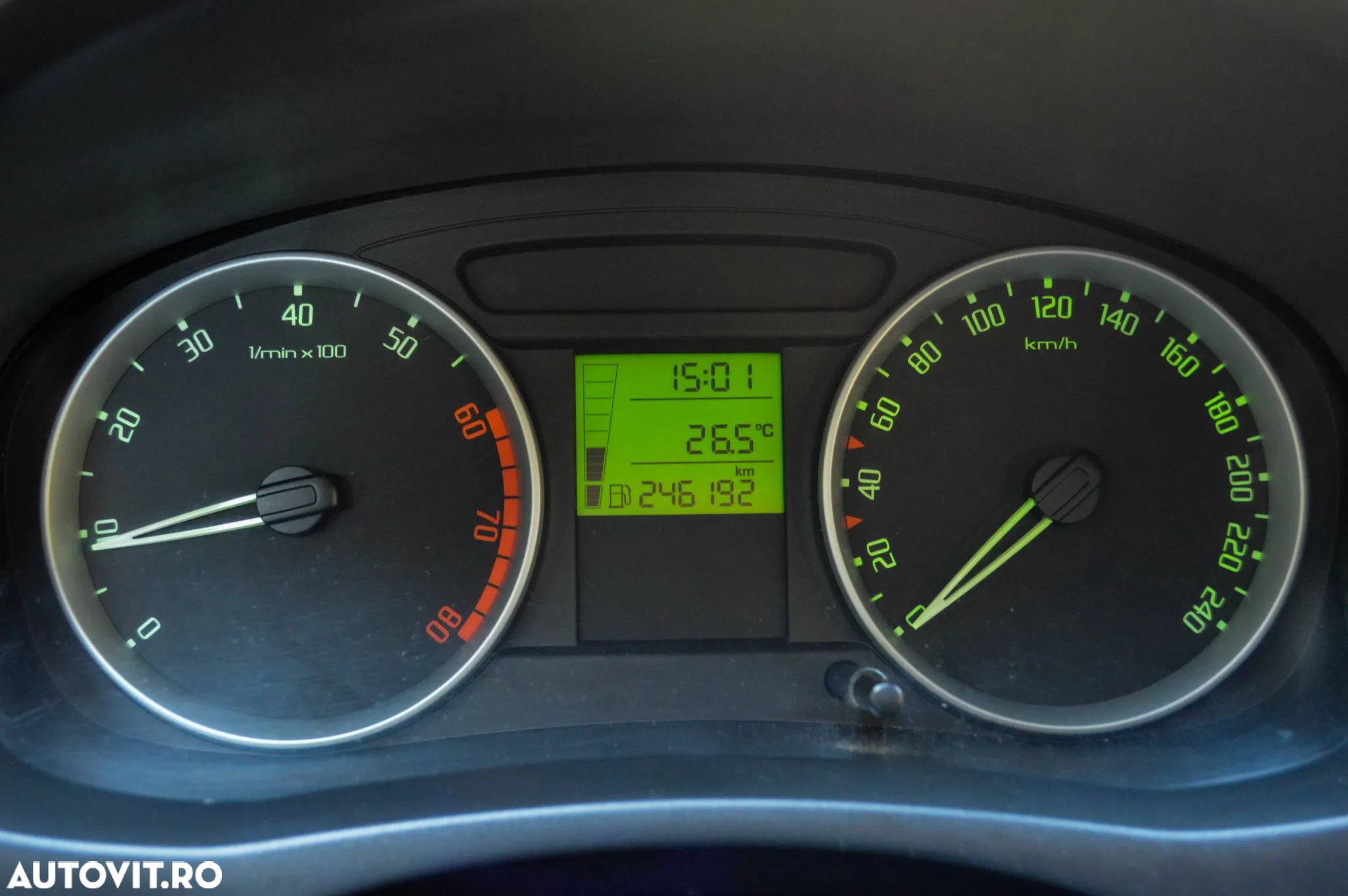 Skoda Fabia 1.2 HTP Ambiente - 16