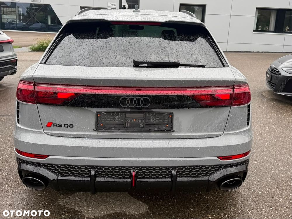 Audi RS Q8 TFSI quattro tiptronic Performance - 7