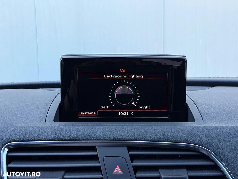 Audi Q3 2.0 TDI Quattro sport - 13