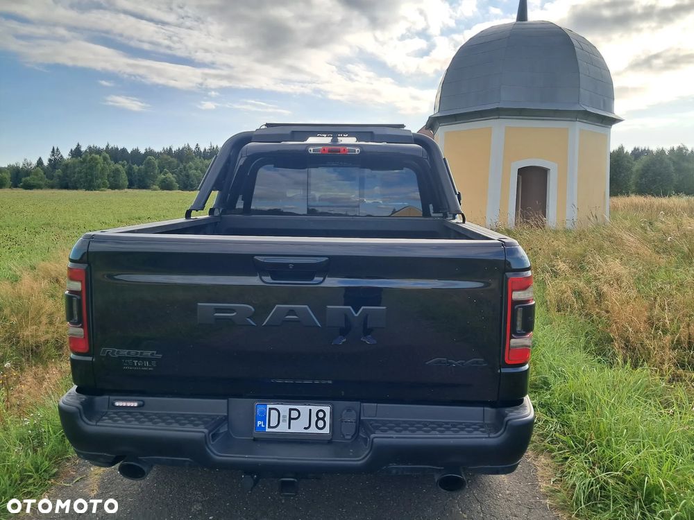 RAM 1500 5.7 Crew Cab Rebel - 4