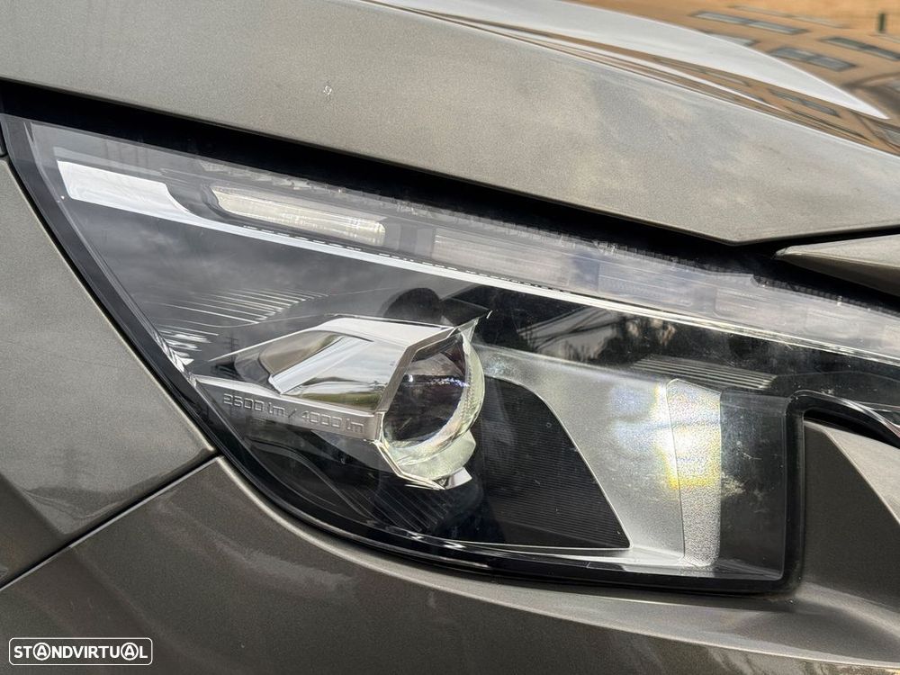 Peugeot 5008 1.5 BlueHDi GT Line J19 EAT8 - 33