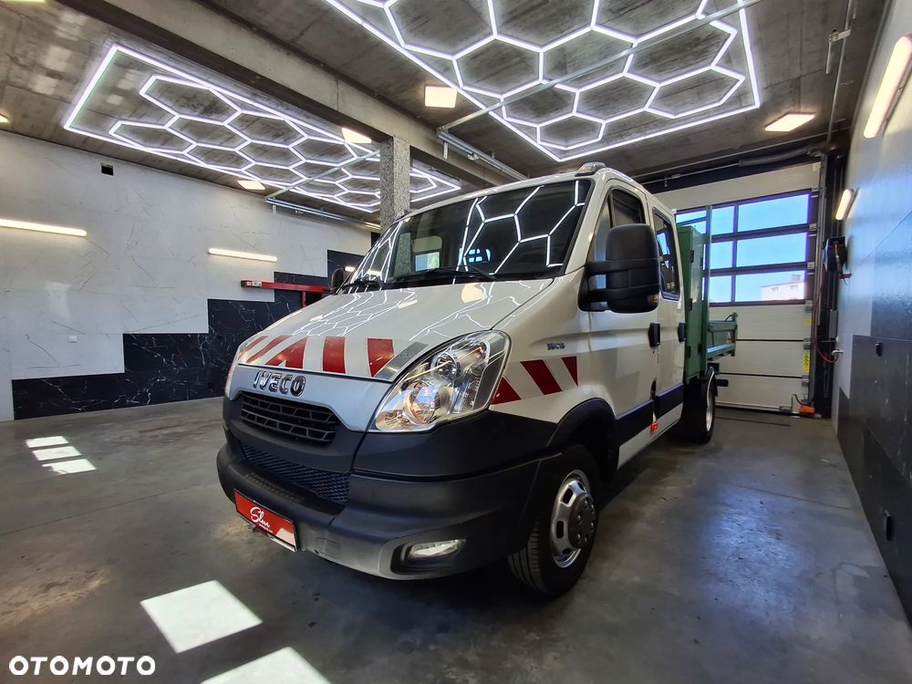 Iveco Daily 35C13 Wywrotka Kipper Wywrot Koła Bliźniacze Podwójne Doka Dubel Brygadówka 7 Miejsc 2013 Rok Na Bliźniakach DMC 3500 KG Hak Udźwig 3500 kg Skrzynia Narzędziowa Schowek Nowy Rozrząd - 4