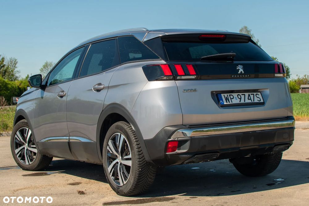 Peugeot 3008 1.2 PureTech Allure S&S - 4