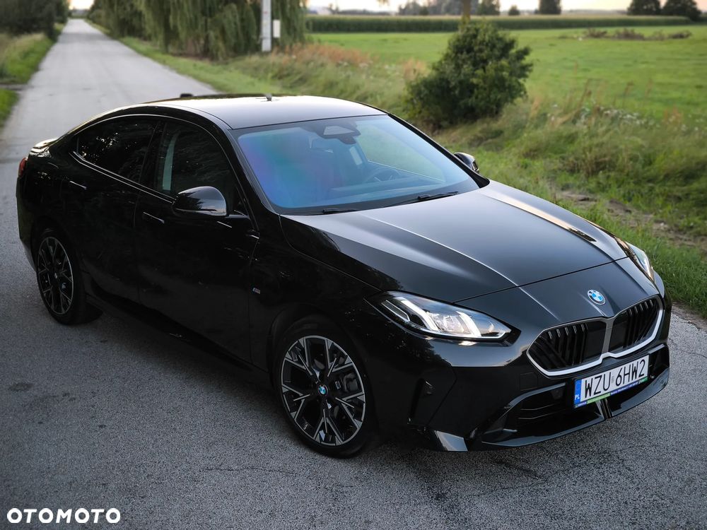 BMW Seria 2 220i mHEV - 1