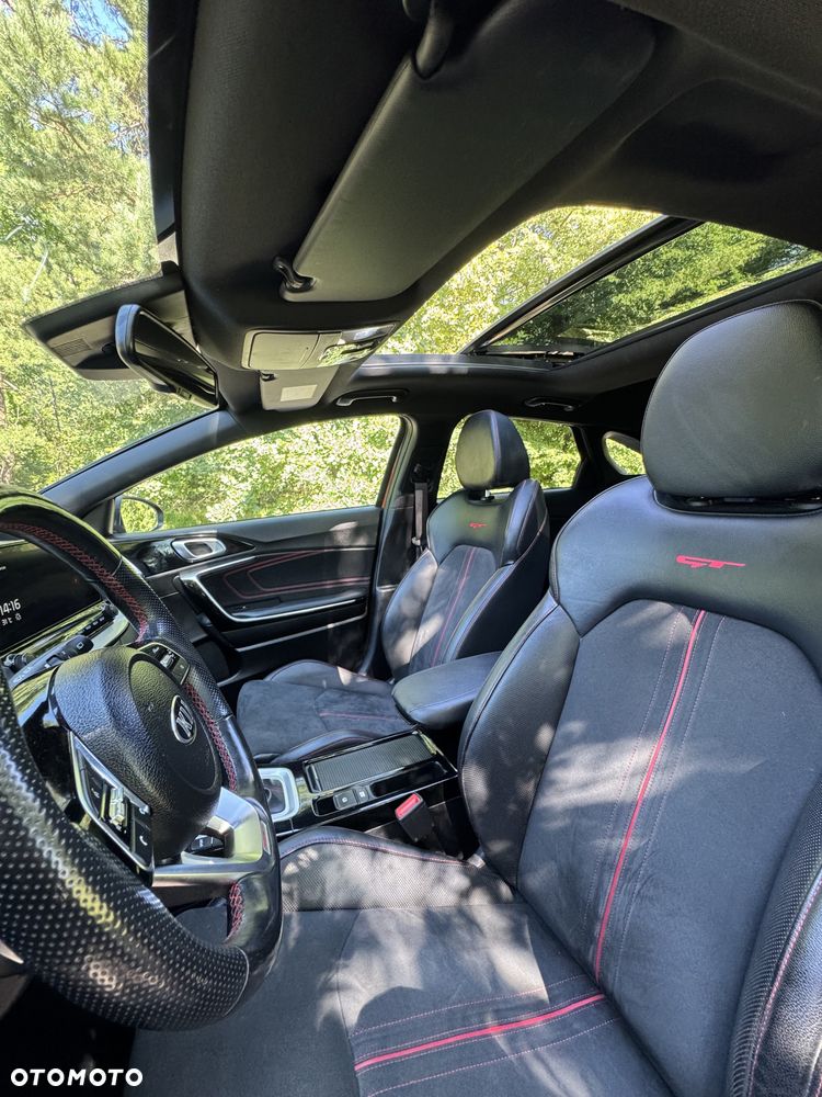 Kia ProCeed 1.6 T-GDI GT DCT - 3