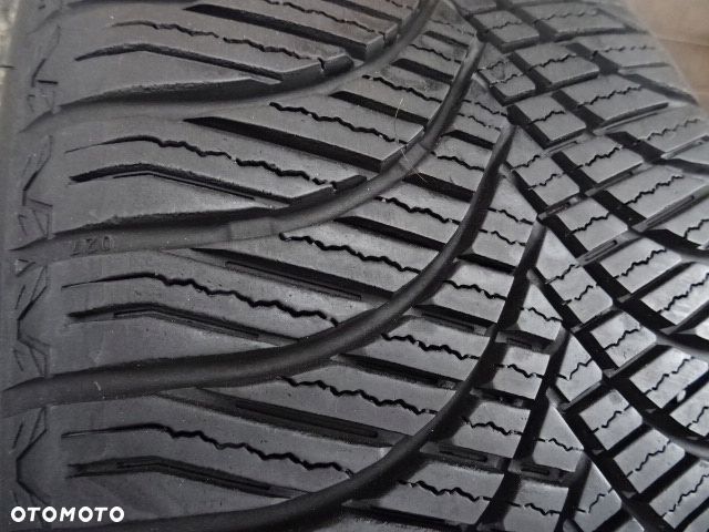 225/40/R19 93W Extra loud Goodride All season ELITE Z-401 - 3