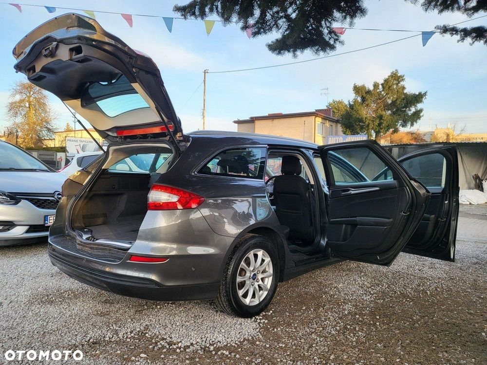 Ford Mondeo - 12