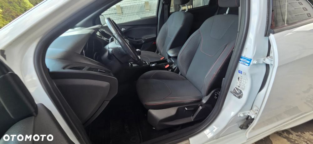 Ford Focus 1.5 EcoBoost STart-Stopp-System ST-LINE - 31