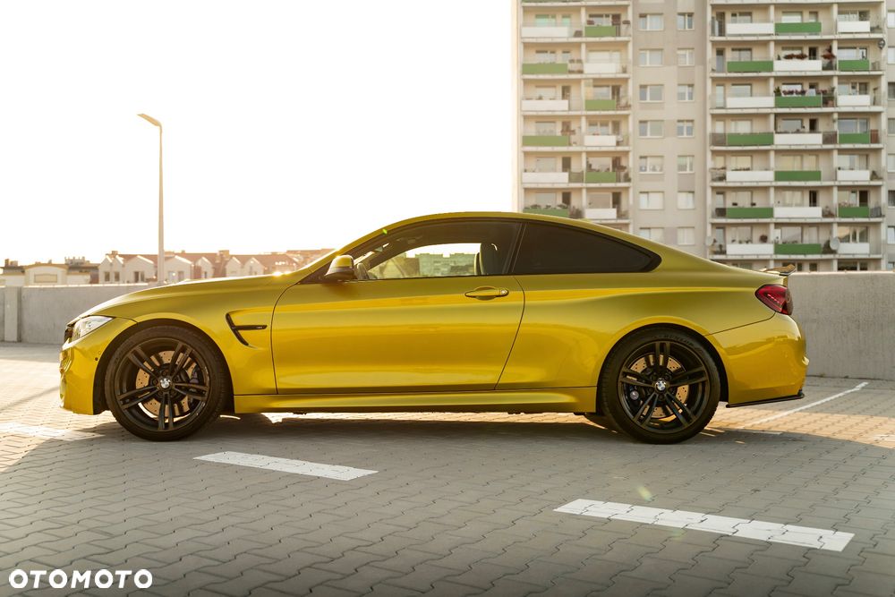 BMW M4 - 4