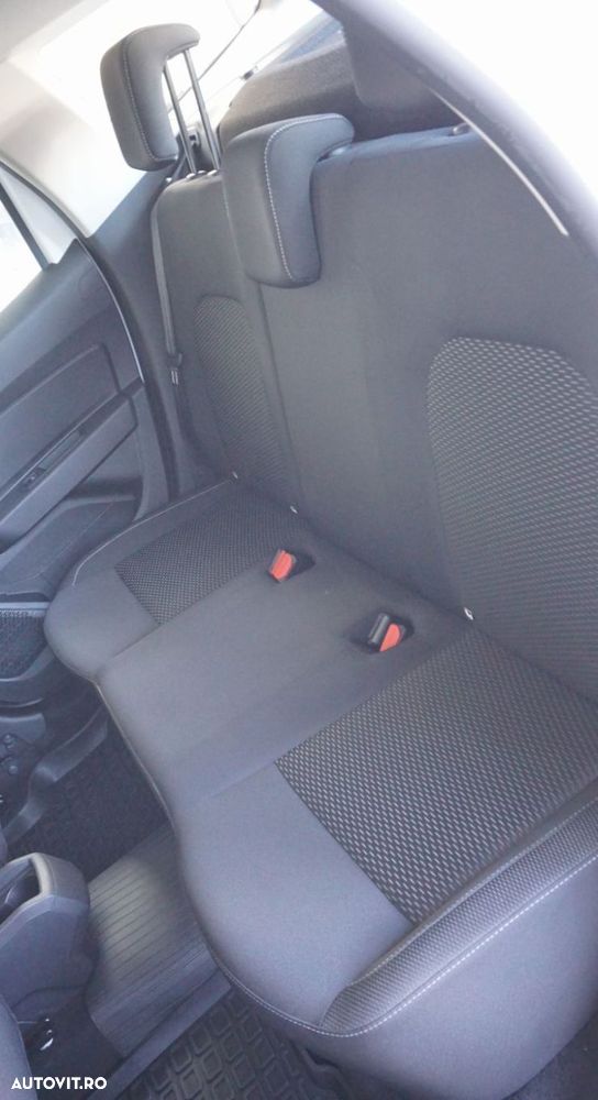 Dacia Duster 1.5 Blue dCi 4WD Comfort - 13