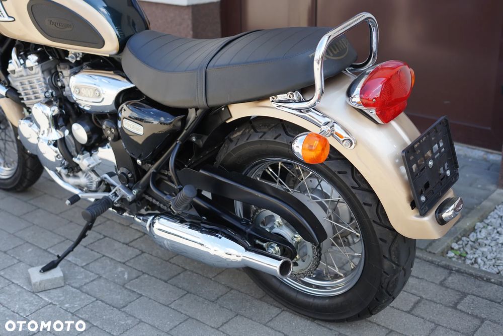 Triumph Thunderbird - 25