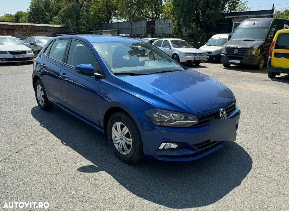 Volkswagen Polo - 2