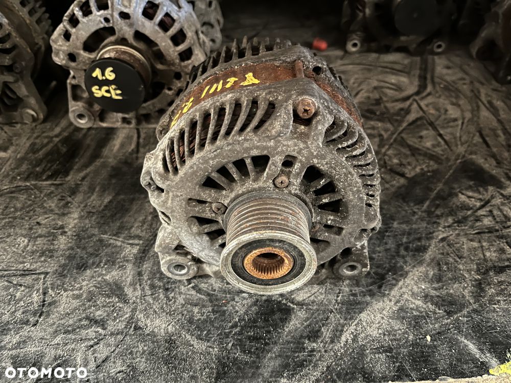 Alternator 2.0 DCI Renault Laguna III 8200960536 - 2