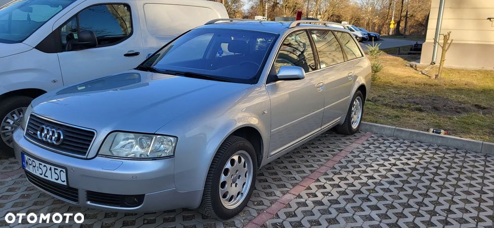 Audi A6 Avant - 2