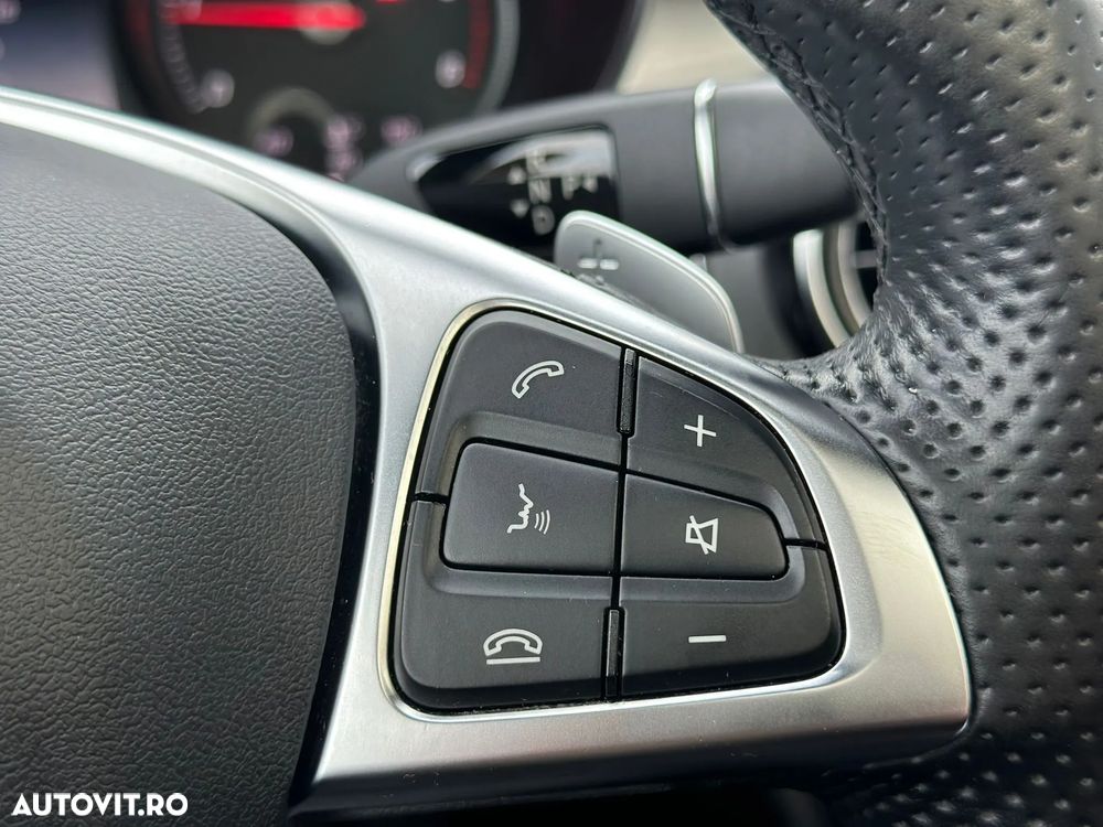 Mercedes-Benz C - 21