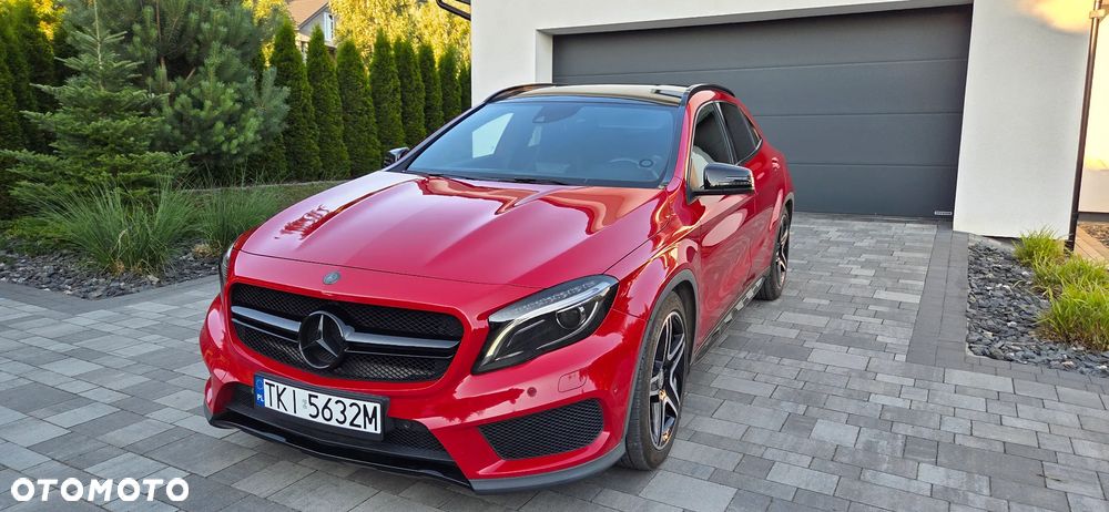 Mercedes-Benz GLA 250 4-Matic - 14