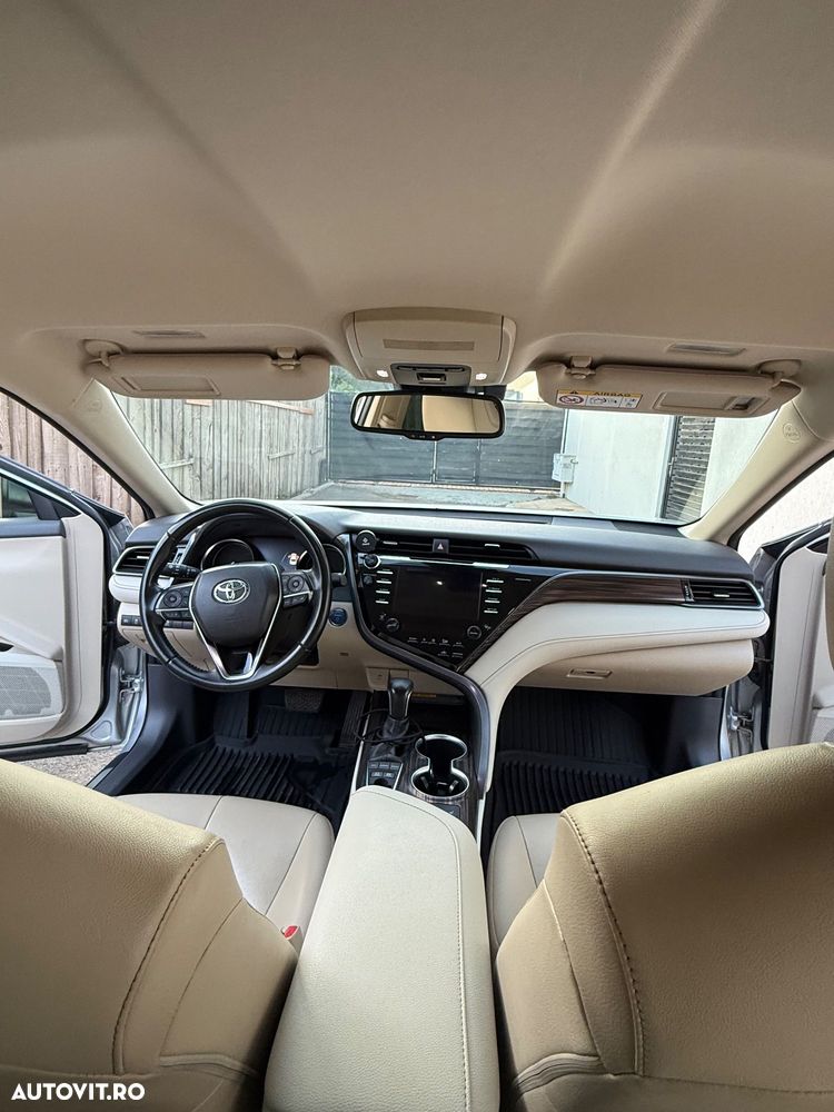Toyota Camry 2.5 Dynamic - 2