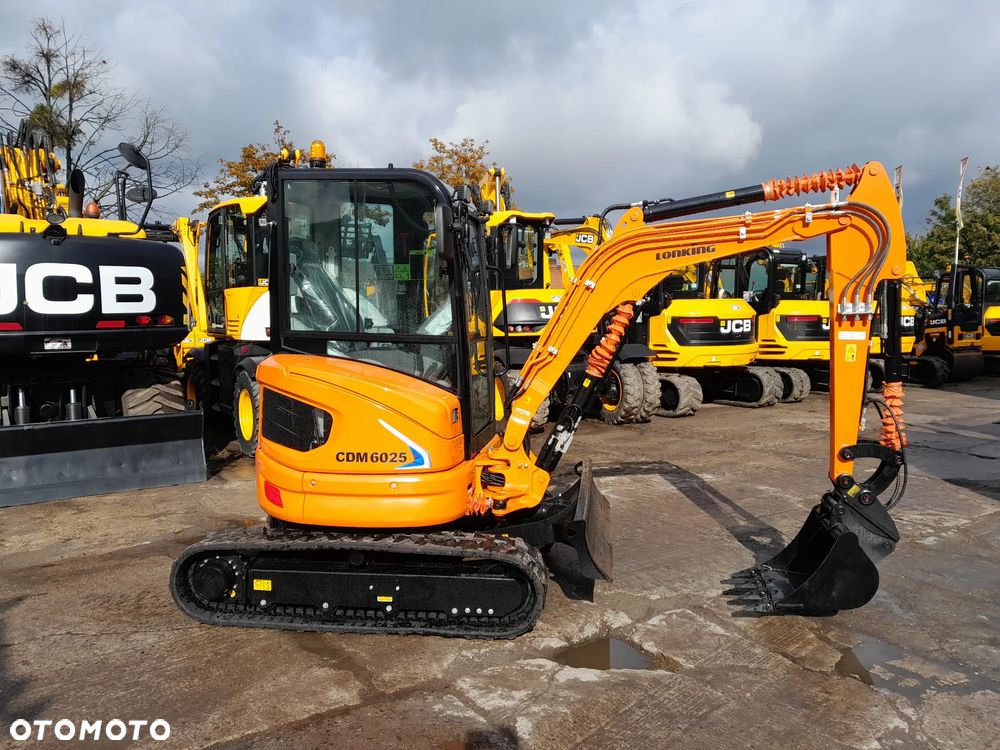 Kubota LONKING CDM6025 - 2