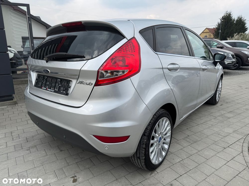 Ford Fiesta 1.4 Titanium - 10