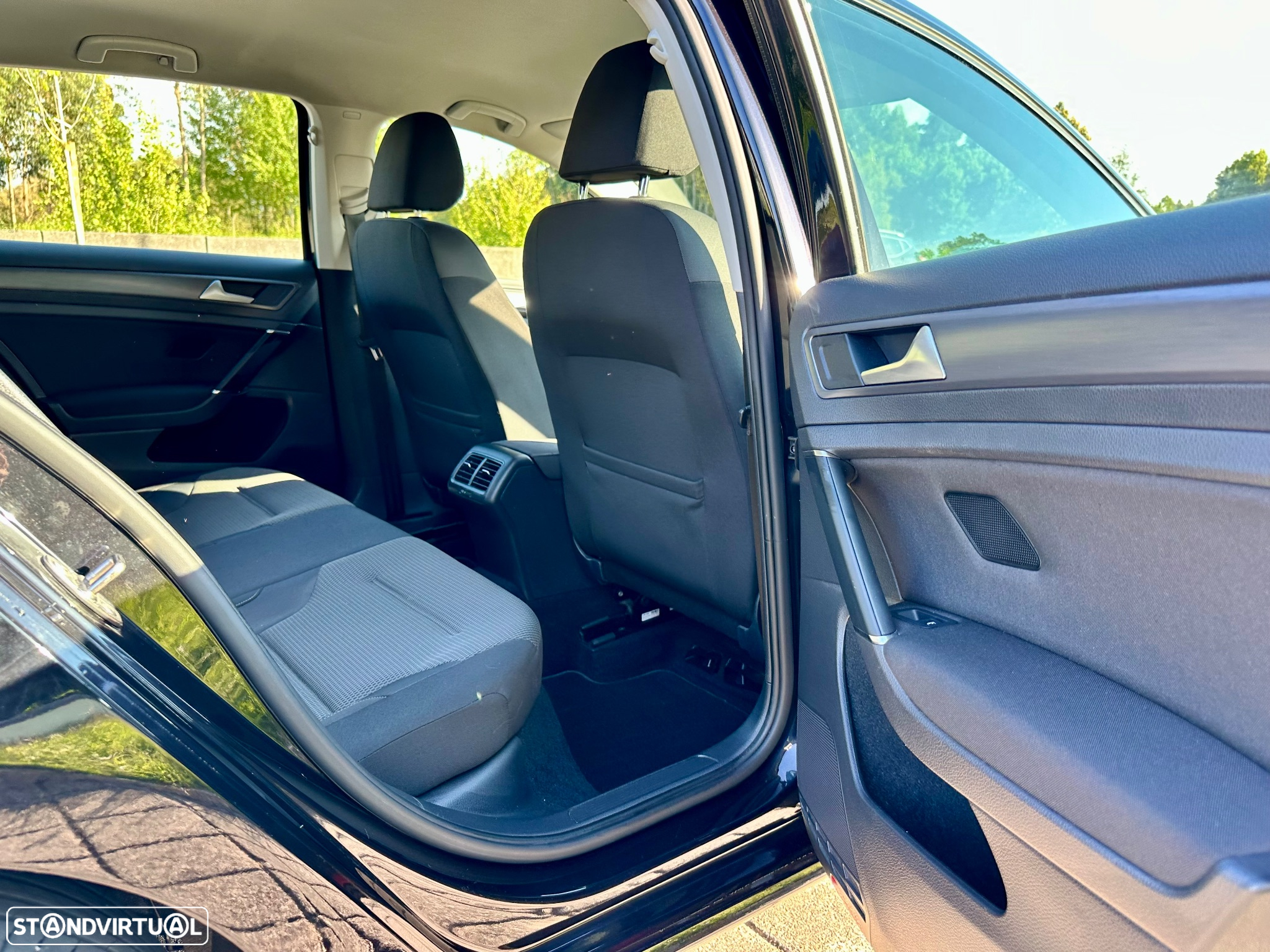 VW Golf 1.0 TSI Confortline - 23